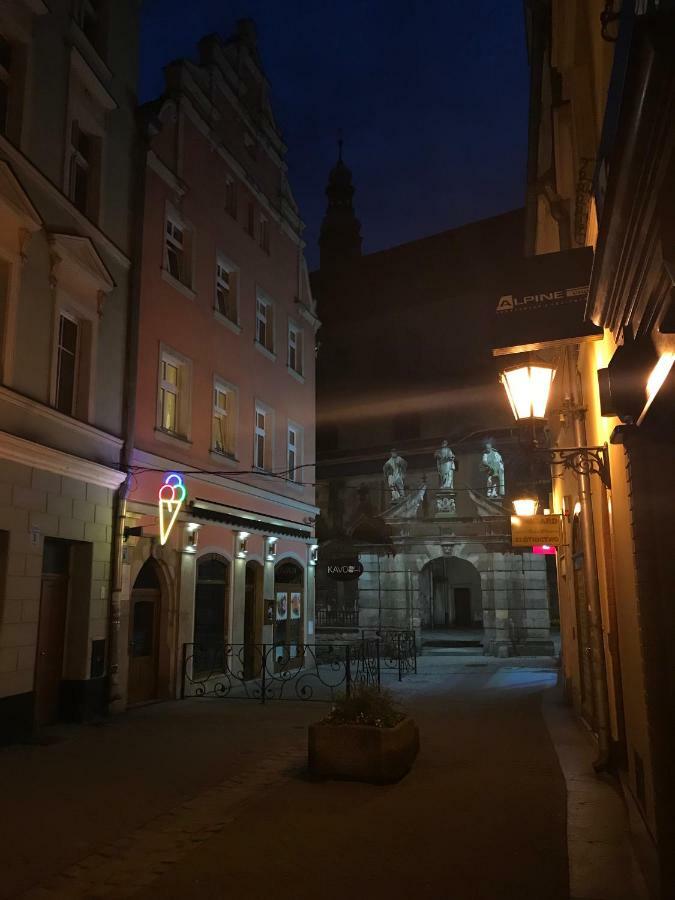 Willa Przy Czarnej Bramie Kłodzko Eksteriør bilde