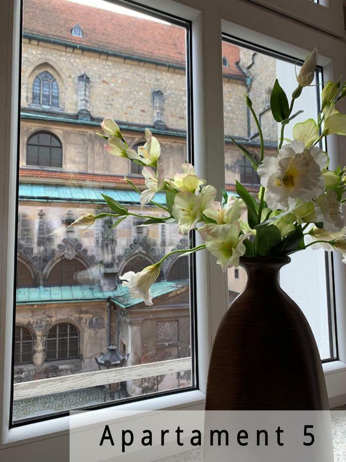 Willa Przy Czarnej Bramie Kłodzko Eksteriør bilde